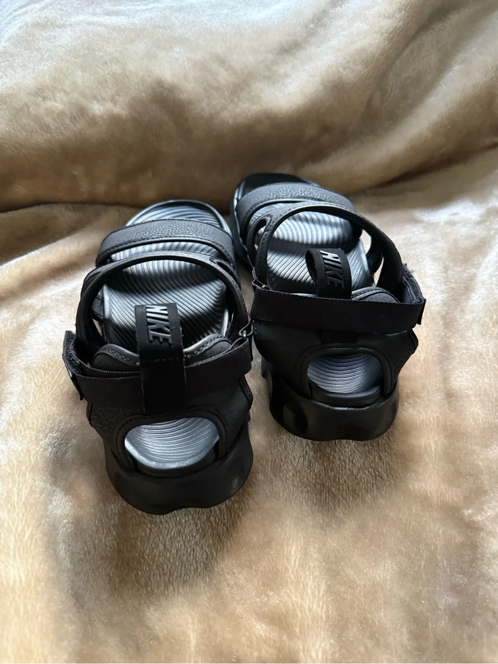 Nike Black Women's Adjustable Strap Sandals